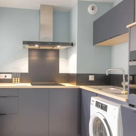 Moderne Et Lumineux, 7eme * ليون